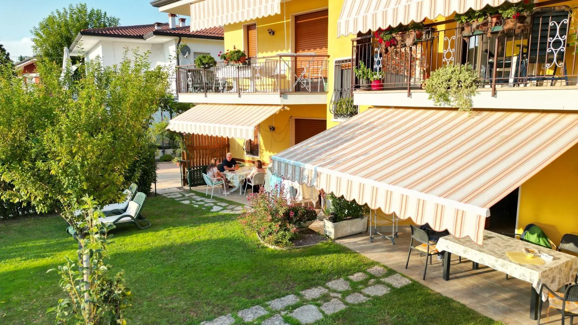 Haus Romagnoli Residence Lazise